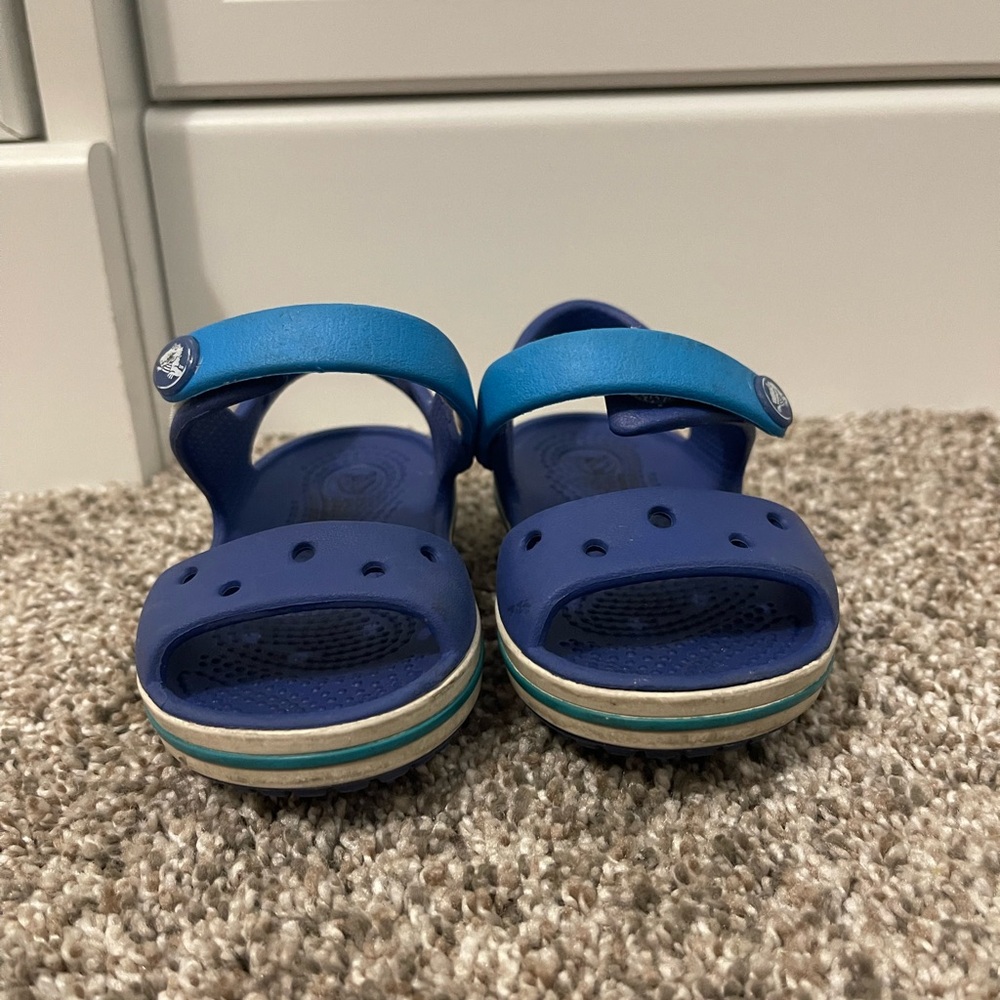 Toddler Blue Crocs Sandals